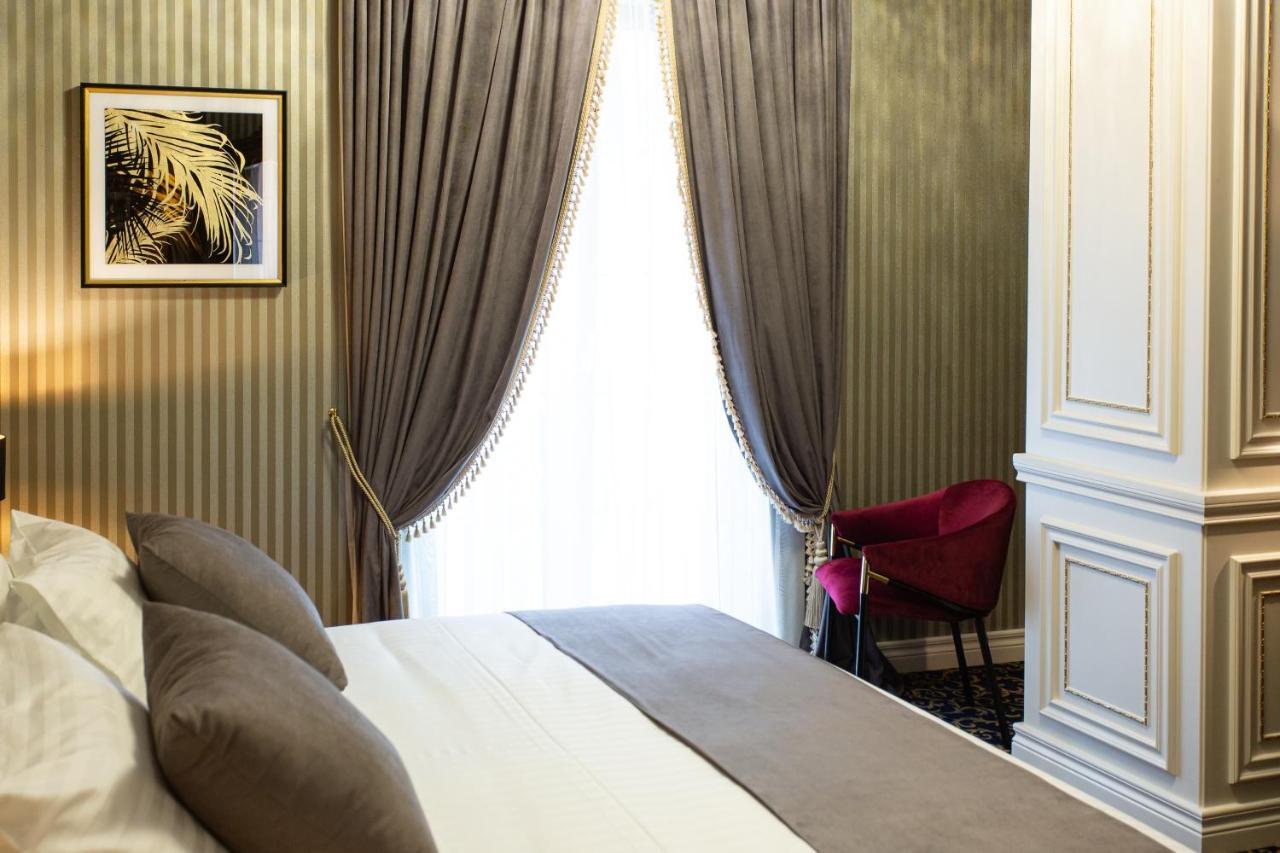 Envy Hotel Дуррес Экстерьер фото