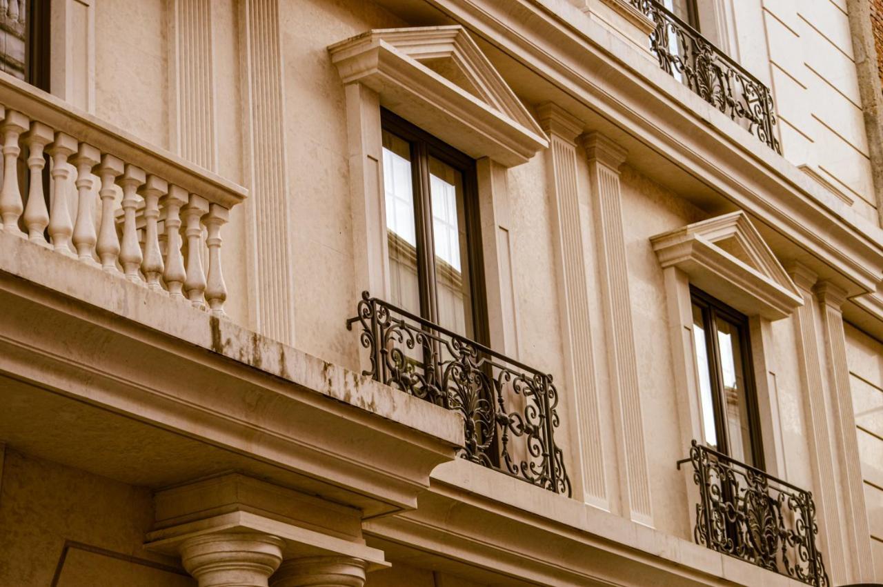 Envy Hotel Дуррес Экстерьер фото