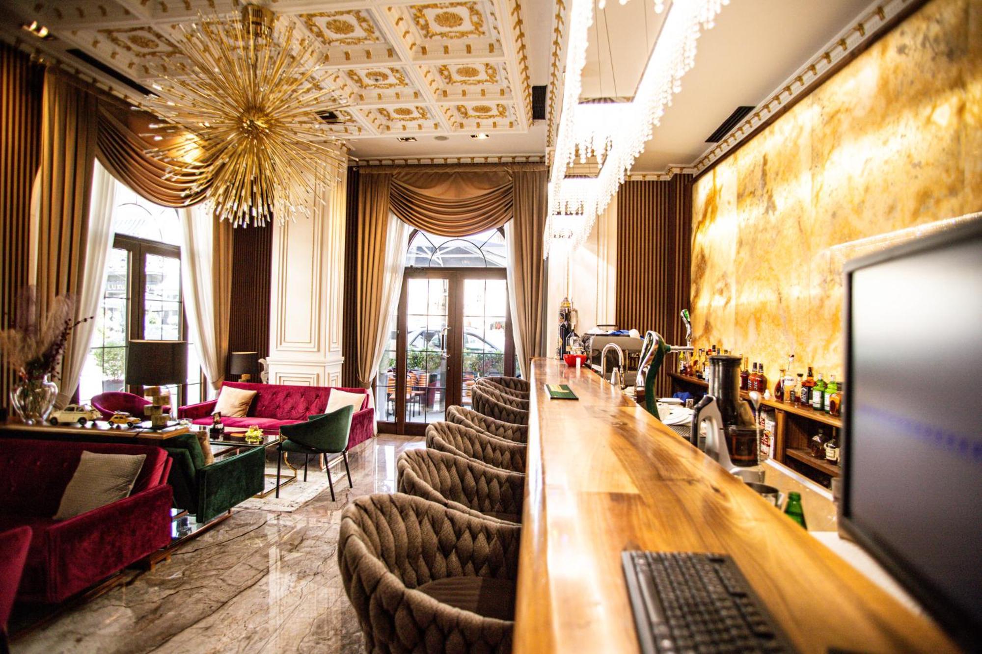 Envy Hotel Дуррес Экстерьер фото