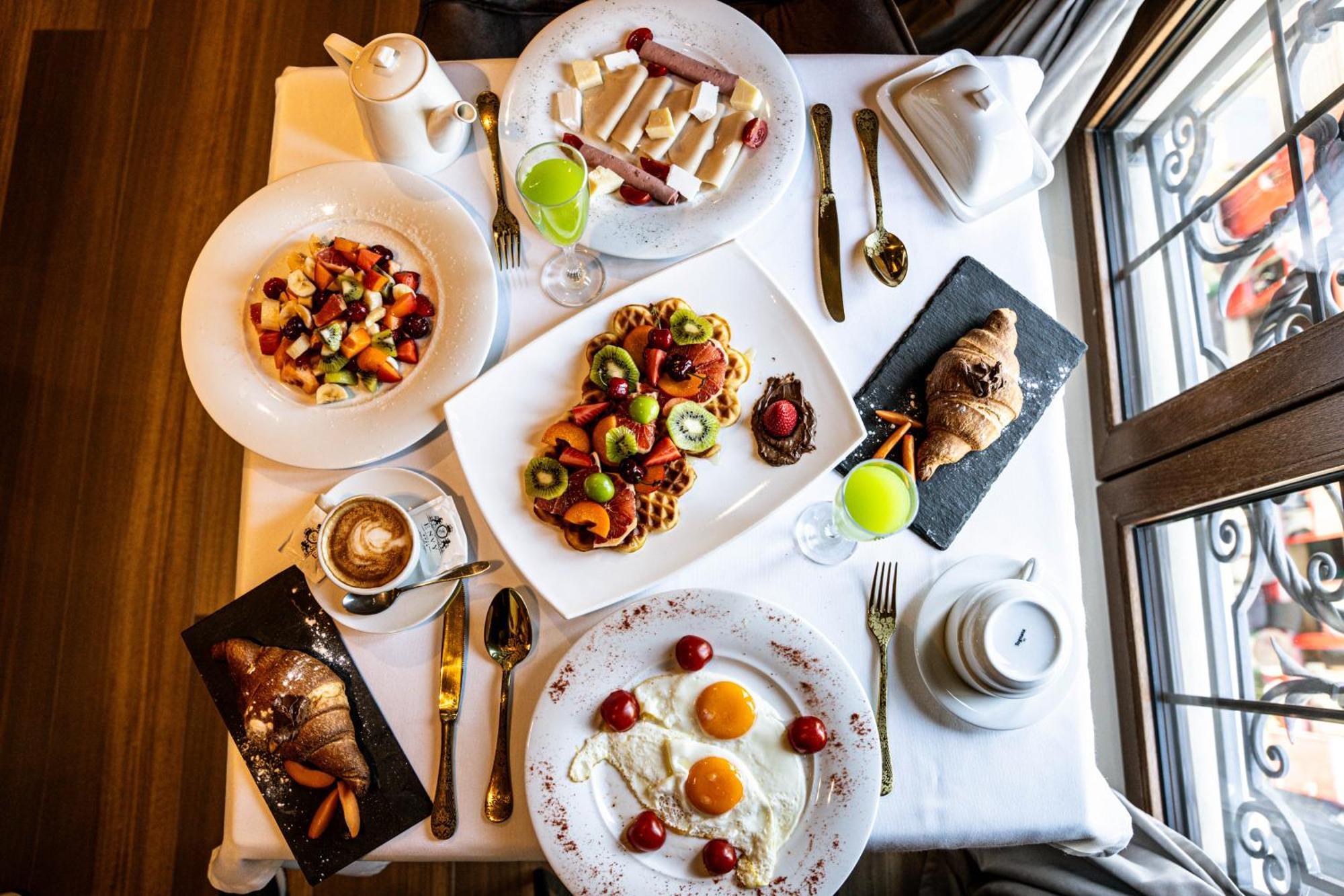 Envy Hotel Дуррес Экстерьер фото