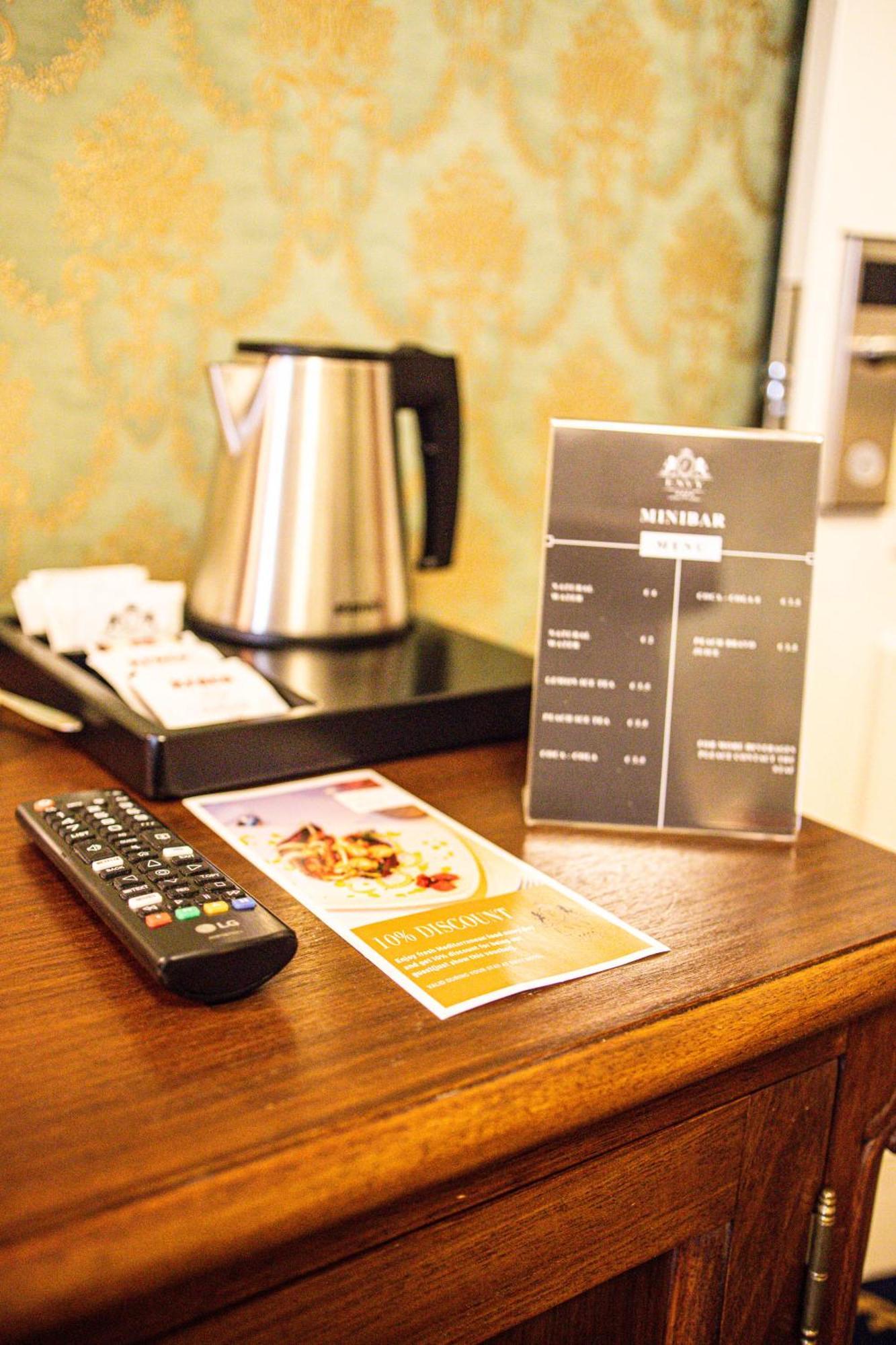 Envy Hotel Дуррес Экстерьер фото