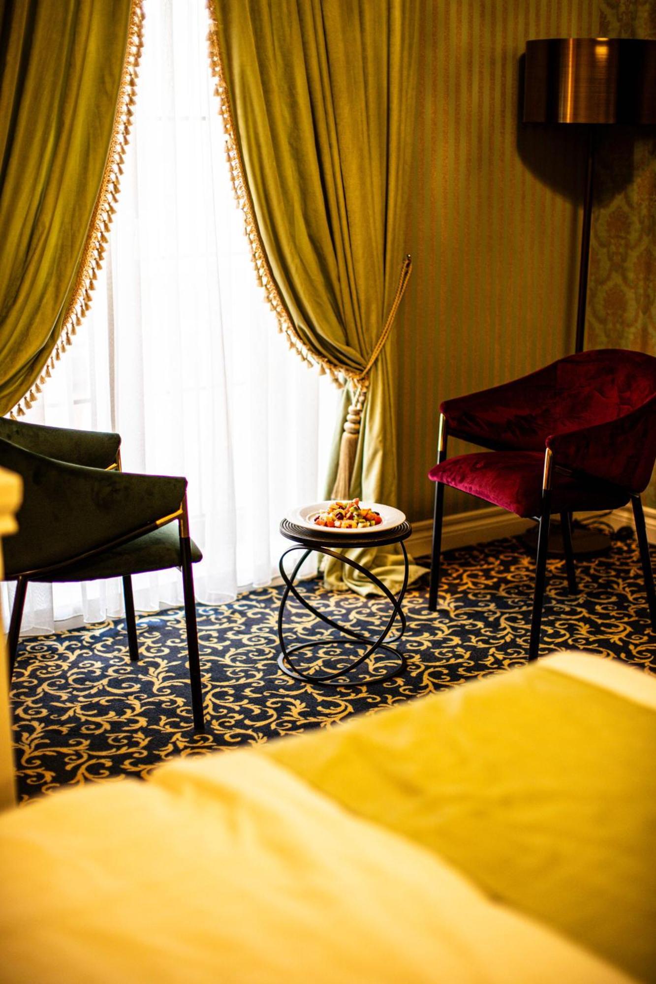 Envy Hotel Дуррес Экстерьер фото