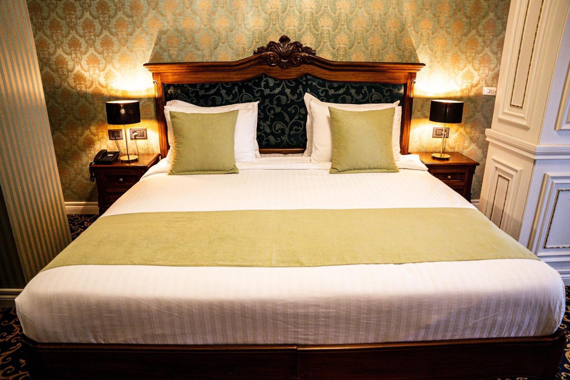 Envy Hotel Дуррес Экстерьер фото