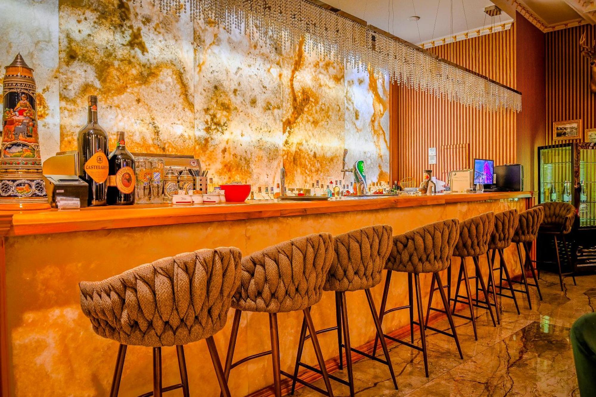 Envy Hotel Дуррес Экстерьер фото