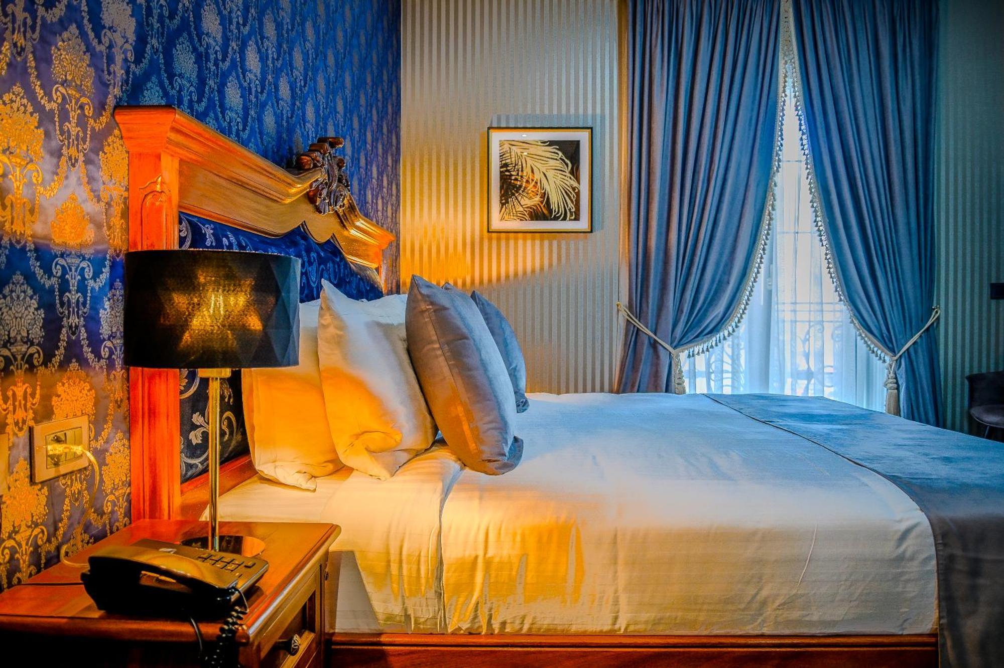Envy Hotel Дуррес Экстерьер фото